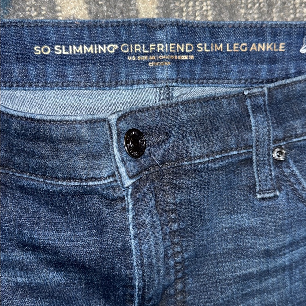 Size 8 = 1 Chico's So Slimming Girlfriend Slim Leg Ankle Dark Blue Jeans - Picture 3 of 6